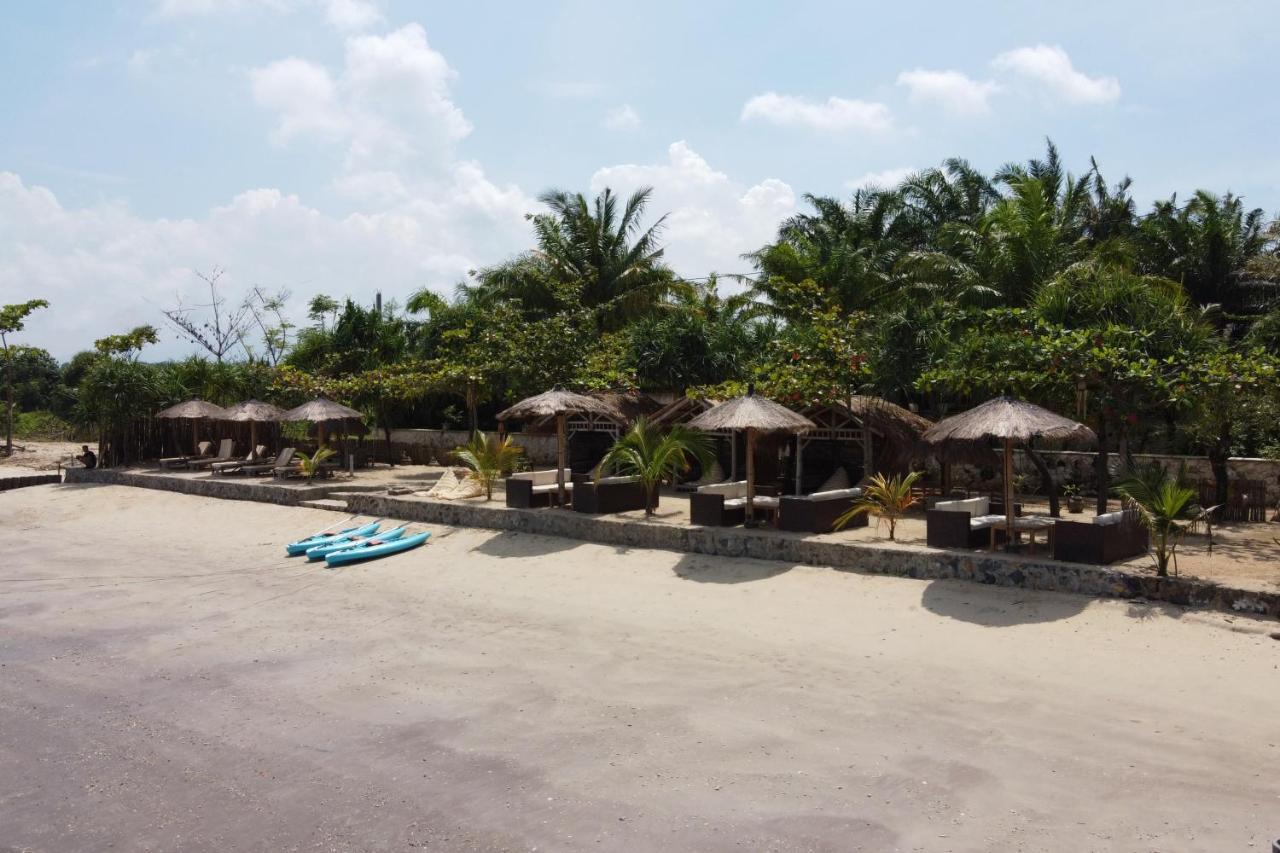 Coconut Lodge Resort Jepara Exterior foto