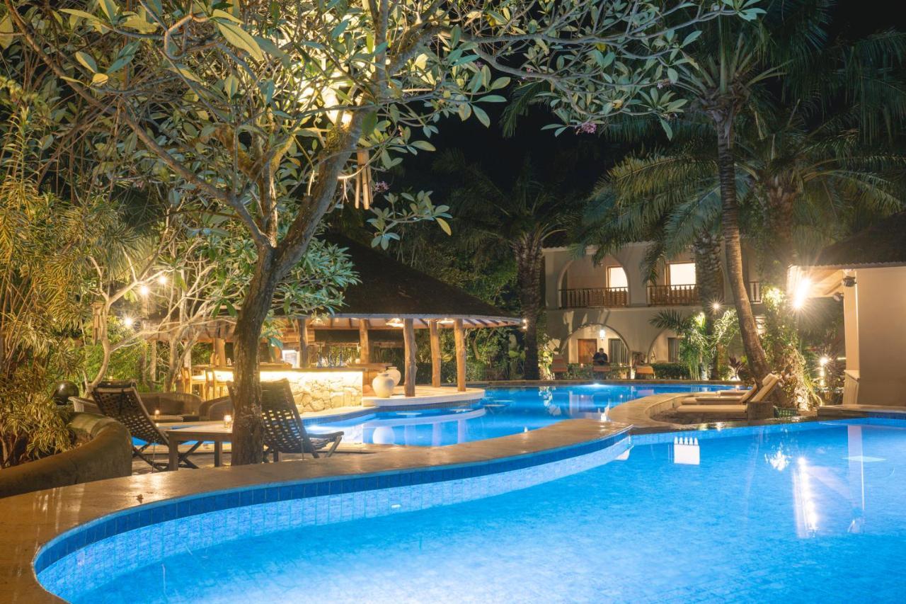 Coconut Lodge Resort Jepara Exterior foto